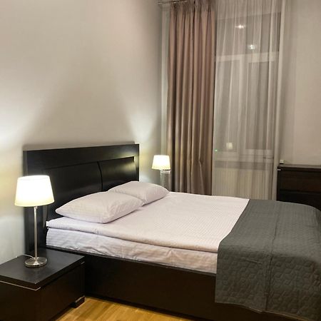 Soprano Apartment Lviv Eksteriør billede